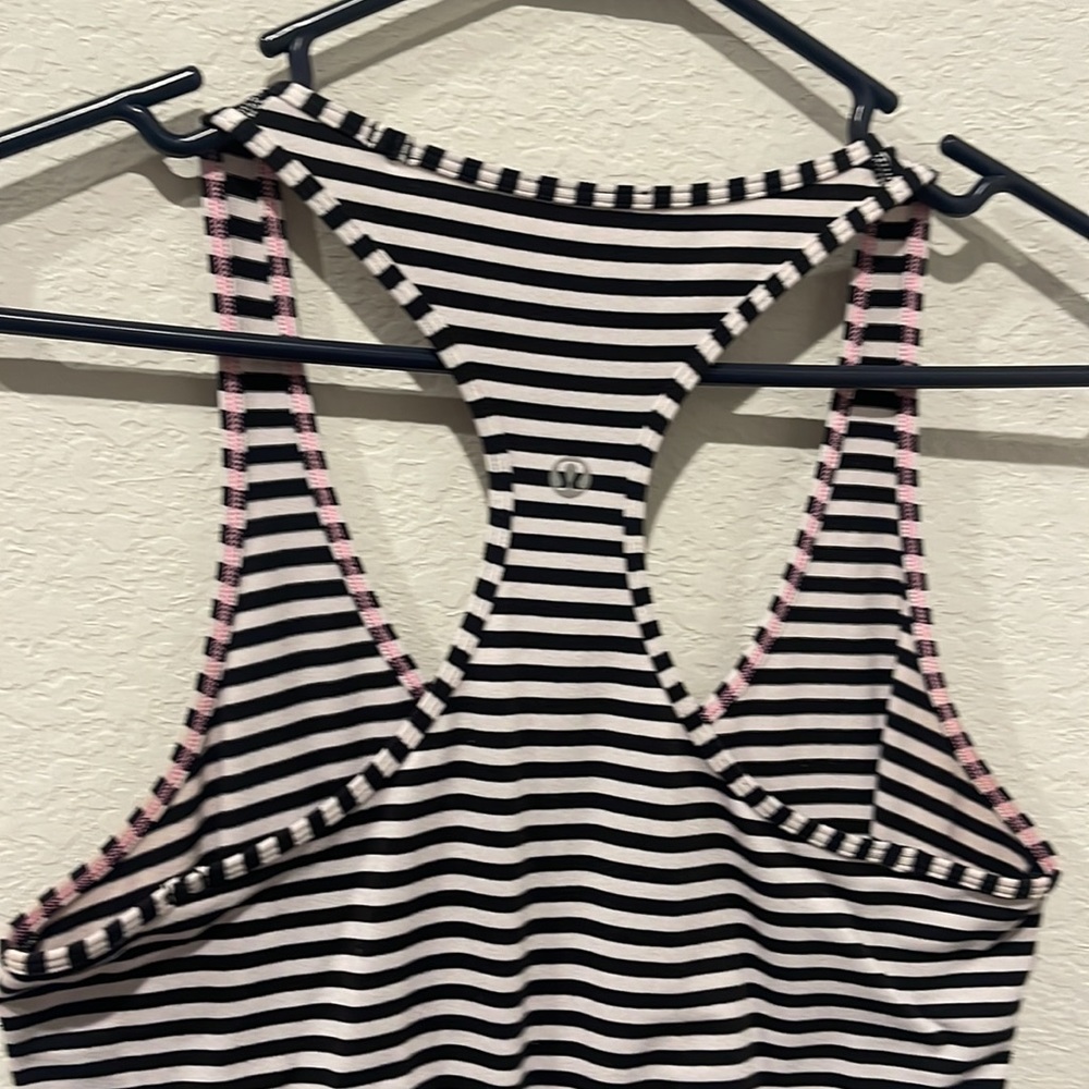 Lululemon Black & White Stripped Racerback - Size 10